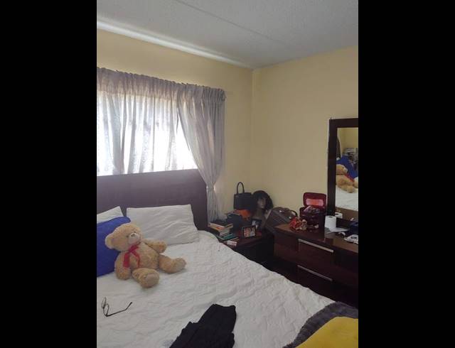 2 BEDROOM APARTMENT FOR SALE IN ORMONDE VIEW